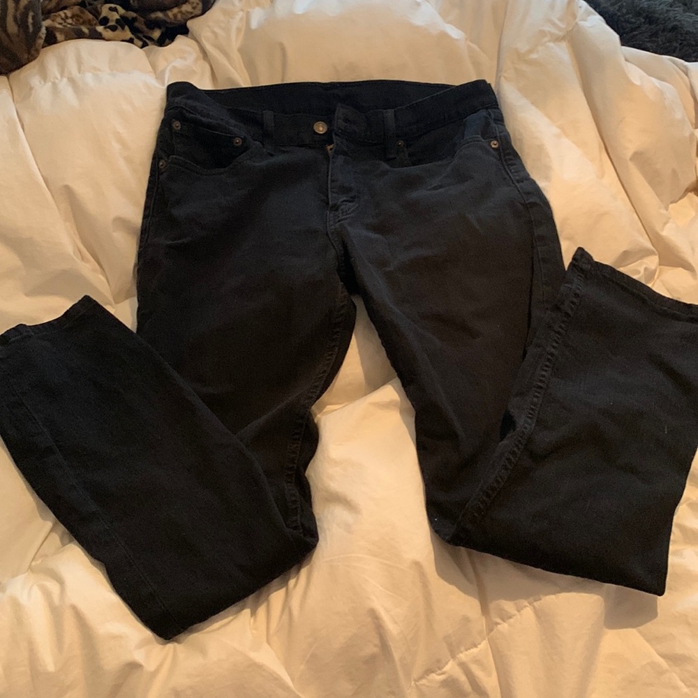 Black levi jeans
